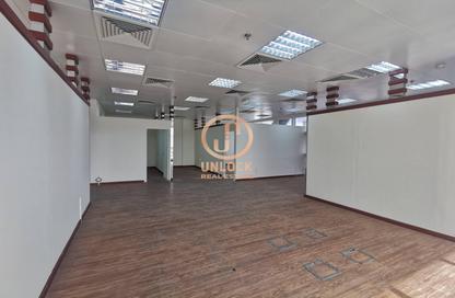 Office Space - Studio - 2 Bathrooms for rent in Muntazah Commercial Complex - Najma - Doha