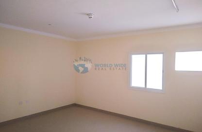 Staff Accommodation - Studio - 7+ Bathrooms for rent in Industrial Area 5 - Industrial Area - Industrial Area - Doha