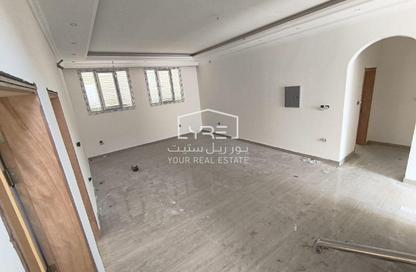 Villa - 7 Bedrooms - 7+ Bathrooms for sale in Umm Qarn - Al Daayen