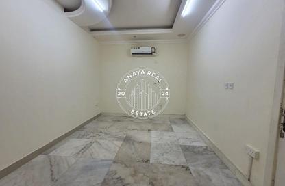 Villa - 1 - 1 for rent in Bu Hamour Street - Abu Hamour - Doha