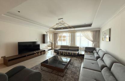 Townhouse - 2 Bedrooms - 3 Bathrooms for rent in Porto Arabia Townhouses - Porto Arabia - The Pearl Island - Doha