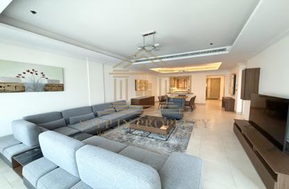 Townhouse - 2 Bedrooms - 3 Bathrooms for rent in Porto Arabia Townhouses - Porto Arabia - The Pearl Island - Doha