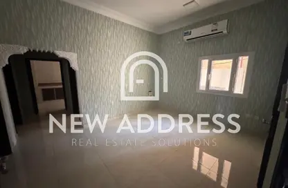 Apartment - 2 Bedrooms - 3 Bathrooms for rent in Al Sadd - Doha