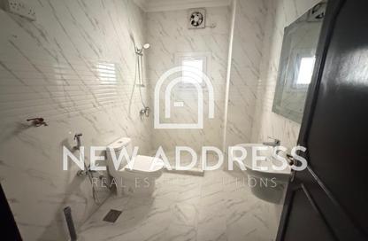 Apartment - 2 Bedrooms - 3 Bathrooms for rent in Al Sadd - Doha