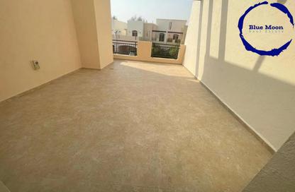 مجمع سكني - 3 غرف نوم - 4 حمامات للايجار في مركز المدينة - مدينة قطر الترفيهية - الوسيل