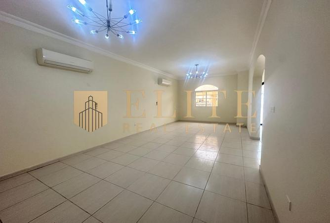 54056090 - Property Image 3