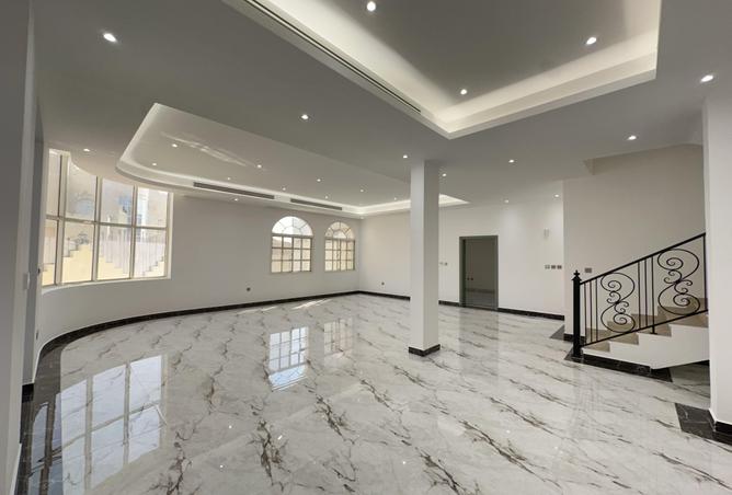 2Oa07loUKEy - Property Image 2