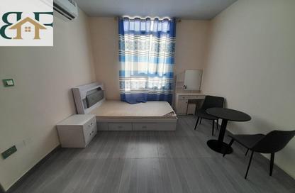 Apartment - Studio - 1 Bathroom for rent in Umm Ghwailina Comm - Umm Ghuwalina - Umm Ghuwailina - Doha