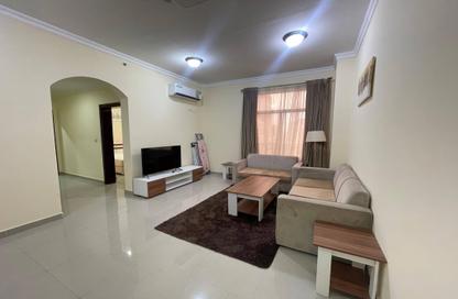 Apartment - 2 Bedrooms - 3 Bathrooms for rent in Musheireb Tower - Musheireb - Musheireb - Doha