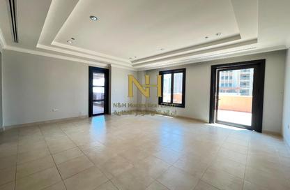 Apartment - 3 Bedrooms - 4 Bathrooms for rent in East Porto Drive - Porto Arabia - The Pearl Island - Doha Apartment - 3 Bedrooms - 4 Bathrooms for rent in East Porto Drive - Porto Arabia - The Pearl Island - Doha