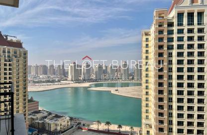 Apartment - 2 Bedrooms - 3 Bathrooms for rent in Floresta Gardens - Floresta Gardens - The Pearl Island - Doha