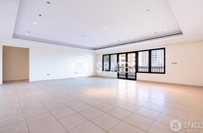 Apartment - 3 Bedrooms - 4 Bathrooms for sale in East Porto Drive - Porto Arabia - The Pearl Island - Doha