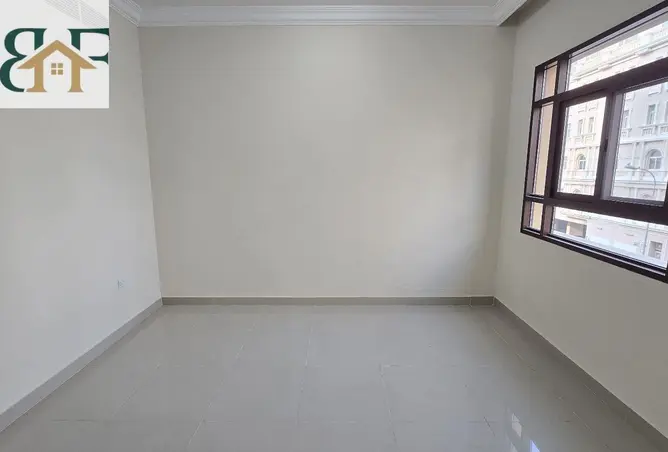 63253602 - Property Image 3