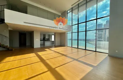 Duplex - 3 Bedrooms - 4 Bathrooms for sale in Seef Lusail Tower 1 - Seef Lusail - Lusail City - Lusail