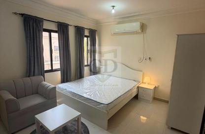 Apartment - Studio - 1 Bathroom for rent in Old Airport Road - Doha