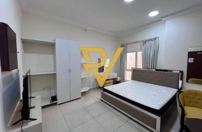 Apartment - Studio - 1 for rent in Al Sadd Road - Al Sadd - Doha Apartment - Studio - 1 for rent in Al Sadd Road - Al Sadd - Doha