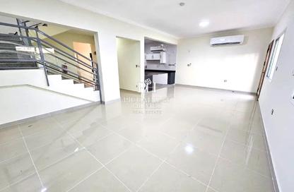 Villa - 4 Bedrooms - 5 Bathrooms for rent in Al Nuaija Street - Al Nuaija - Doha