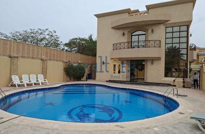 Compound - 3 Bedrooms - 3 Bathrooms for rent in Al Nuaija Street - Al Nuaija - Doha
