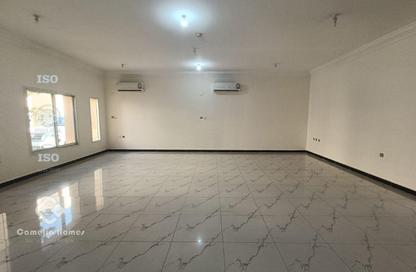 Villa - 5 Bedrooms - 4 Bathrooms for rent in Ain Khaled Villas - Ain Khaled - Doha