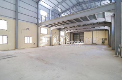 Warehouse - Studio for rent in Industrial Area 4 - Industrial Area - Industrial Area - Doha