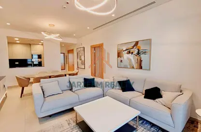 Apartment - 2 Bedrooms - 2 Bathrooms for rent in Floresta Gardens - Floresta Gardens - The Pearl Island - Doha