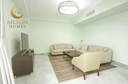 Apartment - 1 Bedroom - 1 Bathroom for rent in Old Salata - Salata - Doha