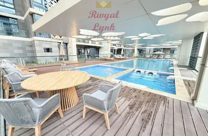 Apartment - 2 Bedrooms - 3 Bathrooms for rent in Boulevard View - Yasmeen City - Lusail