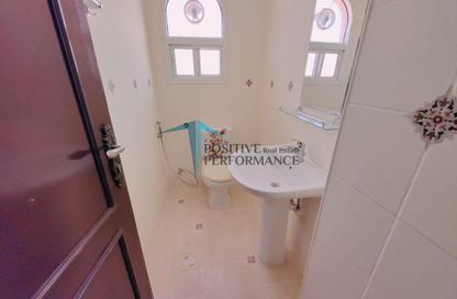 Apartment - 2 Bedrooms - 2 Bathrooms for rent in Old Airport Road - Old Airport Road - Doha