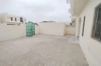 فيلا - 3 غرف نوم - 3 حمامات للايجار في مرموره فيلاز - المعمورة - الدوحة