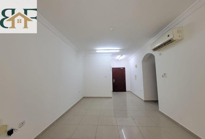 2OuBjJeys4m - Property Main Image