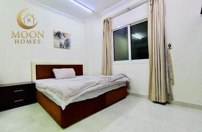 Apartment - Studio - 1 for rent in Umm Ghuwailina 4 - Umm Ghuwailina - Doha