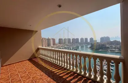 Apartment - 2 Bedrooms - 3 Bathrooms for sale in Tower 14 - Porto Arabia - The Pearl Island - Doha