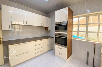 Villa - 3 - 5 for rent in New Salata - Salata - Doha