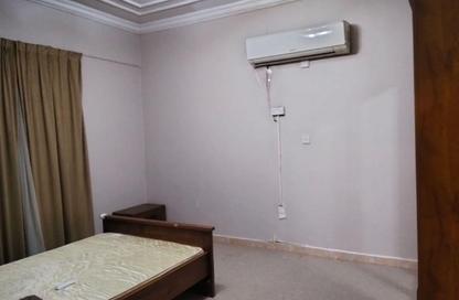 Apartment - 1 Bedroom - 1 Bathroom for rent in Umm Ghuwailina 4 - Umm Ghuwailina - Doha