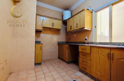 Apartment - 2 Bedrooms - 2 Bathrooms for rent in Umm Ghuwailina 4 - Umm Ghuwailina - Doha