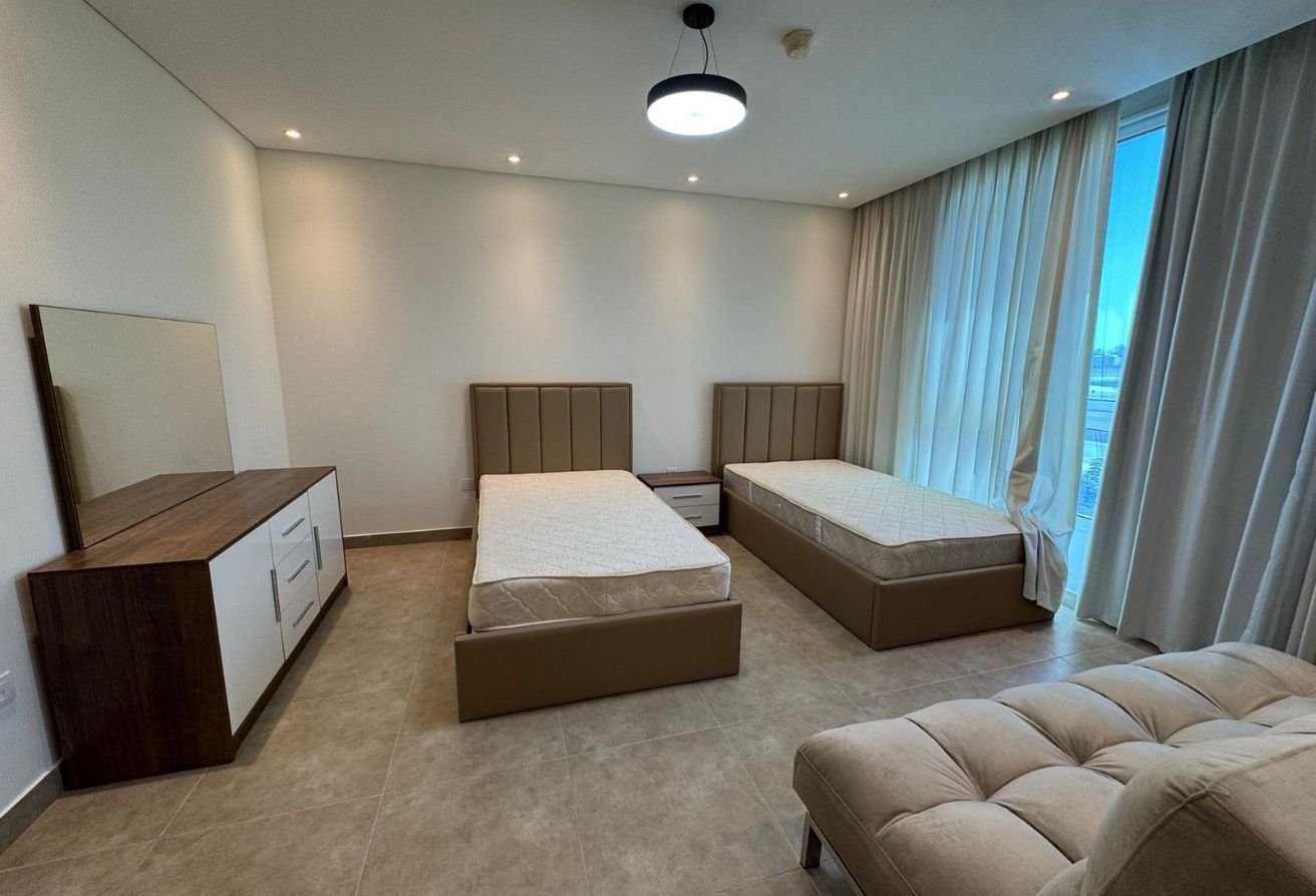 Luxury Fully Furnished 2BR | Lusail Stadium View | thumbnail 4