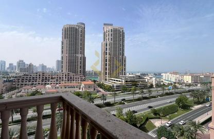 Apartment - 3 Bedrooms - 4 Bathrooms for rent in East Porto Drive - Porto Arabia - The Pearl Island - Doha