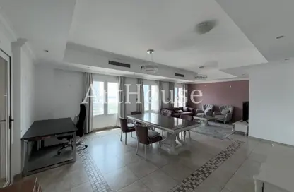Apartment - 3 Bedrooms - 4 Bathrooms for rent in West Porto Drive - Porto Arabia - The Pearl Island - Doha