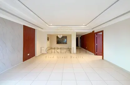 Apartment - 1 Bedroom - 2 Bathrooms for sale in West Porto Drive - Porto Arabia - The Pearl Island - Doha Apartment - 1 Bedroom - 2 Bathrooms for sale in West Porto Drive - Porto Arabia - The Pearl Island - Doha