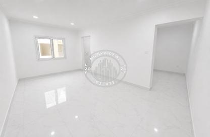 Apartment - 1 Bedroom - 1 Bathroom for rent in Al Nasr - Doha Apartment - 1 Bedroom - 1 Bathroom for rent in Al Nasr - Doha