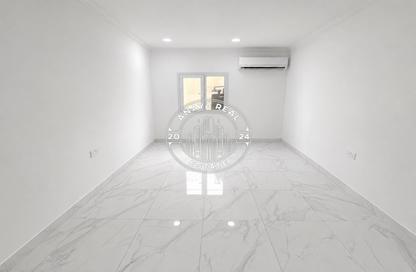 Apartment - 1 Bedroom - 1 Bathroom for rent in Al Nasr - Doha