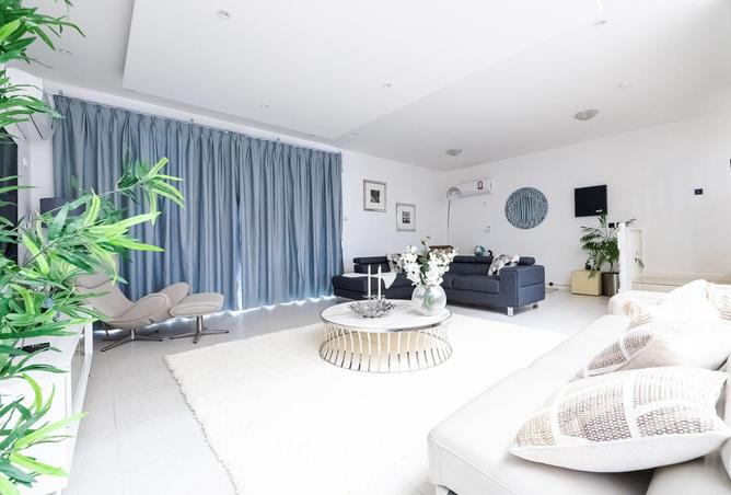 57356855 - Property Image 2