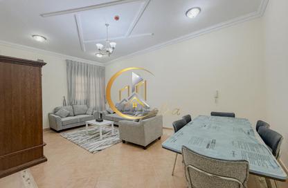 Apartment - 3 Bedrooms - 3 Bathrooms for rent in Al Khazin Street - Madinat Khalifa South - Madinat Khalifa - Doha