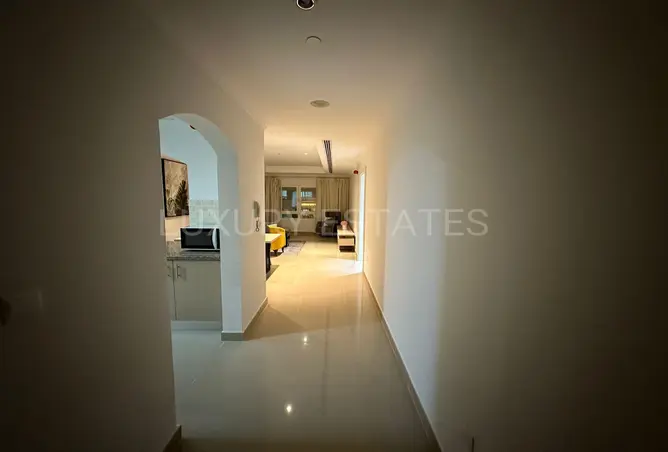 62409214 - Property Image 2