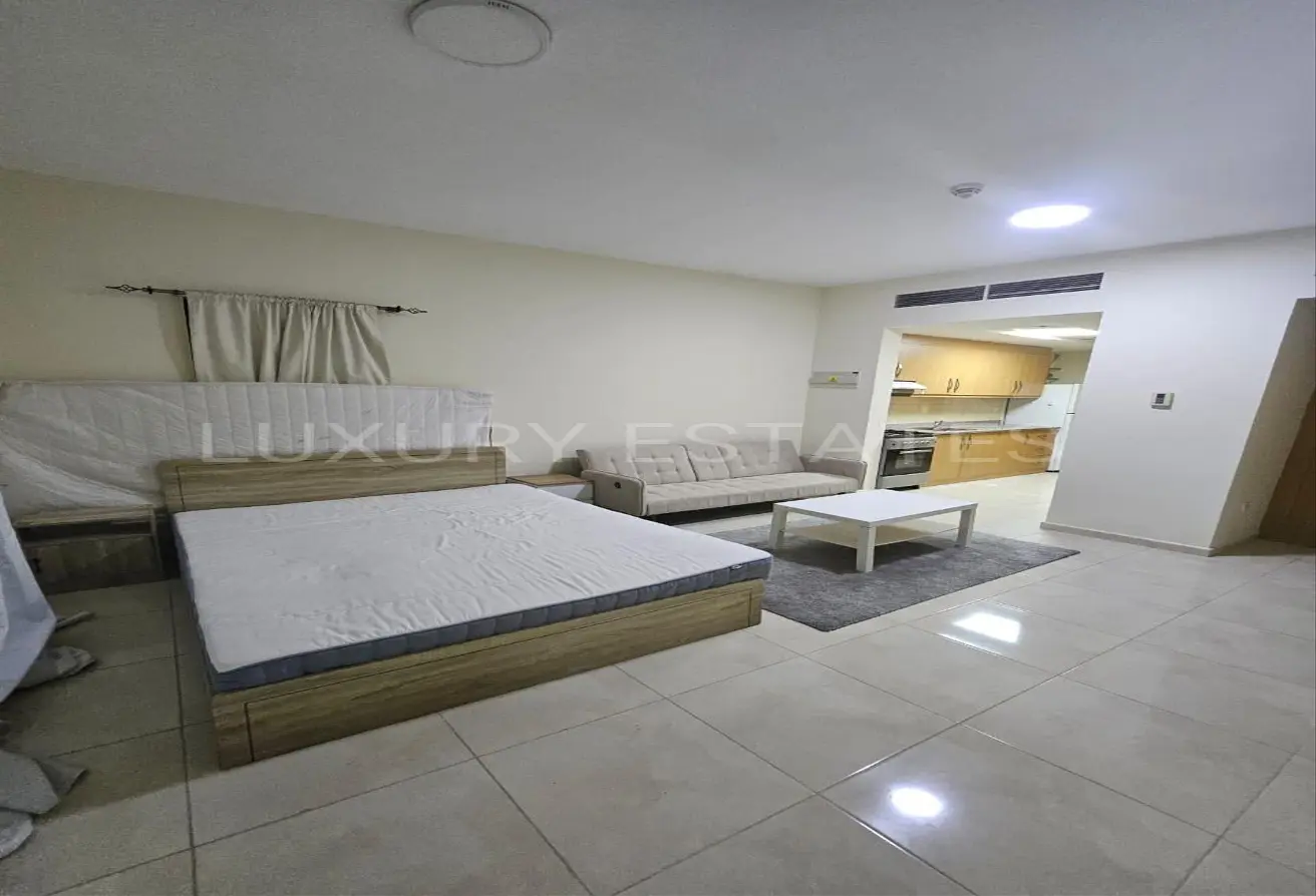 63313843 - Property Main Image