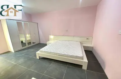 فيلا - 1 حمام للايجار في النعيجة - الدوحة