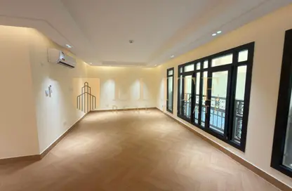 Apartment - 2 Bedrooms - 2 Bathrooms for rent in Al Nasr Street - Al Nasr - Doha