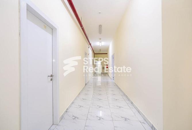60166279 - Property Image 2