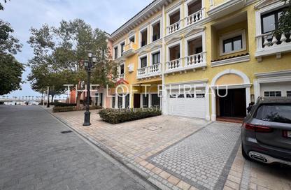 Townhouse - 2 Bedrooms - 3 Bathrooms for sale in Venezia - Qanat Quartier - The Pearl Island - Doha
