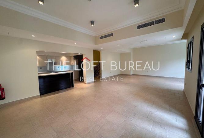 56072696 - Property Image 3